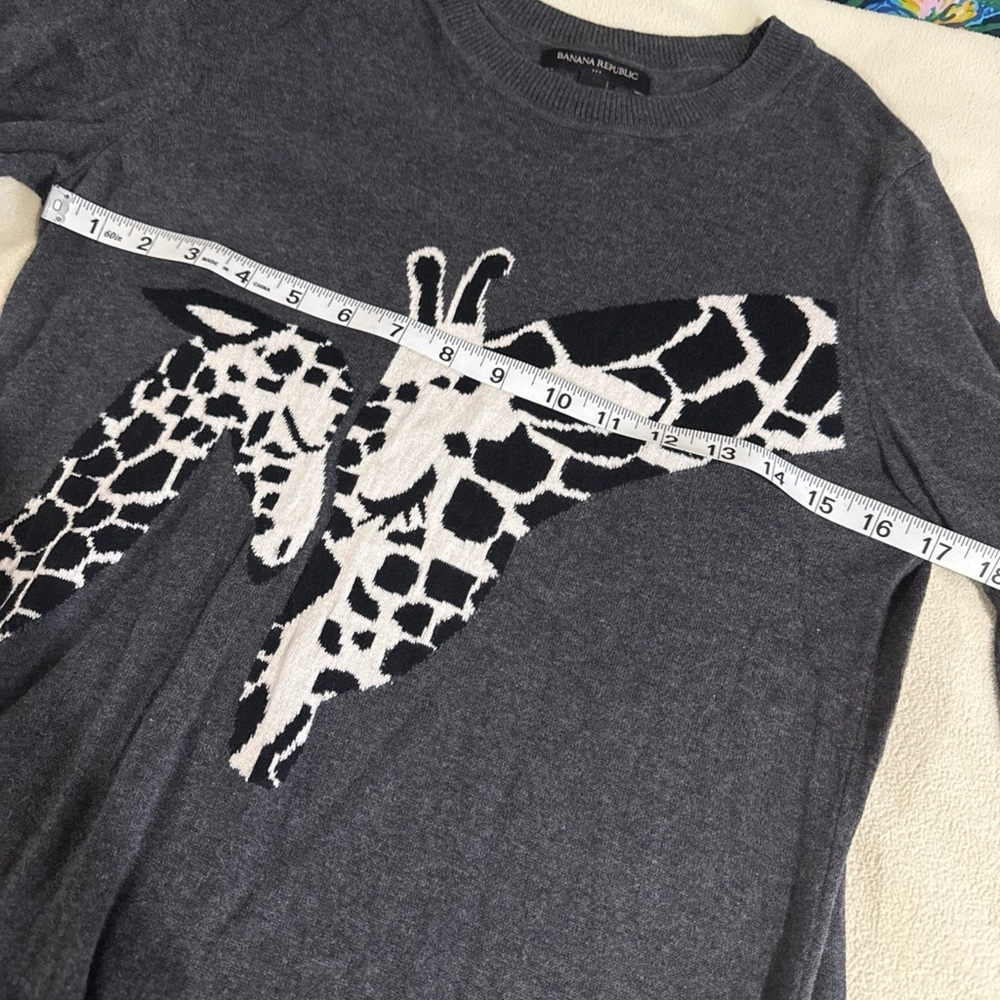Banana Republic Dark Gray Giraffe Sweater - Picture 6 of 7